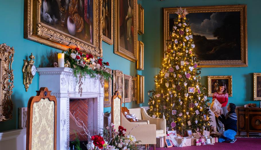 Decorating the Picture Gallery at Stourhead. Credit National Trust Steven Haywood