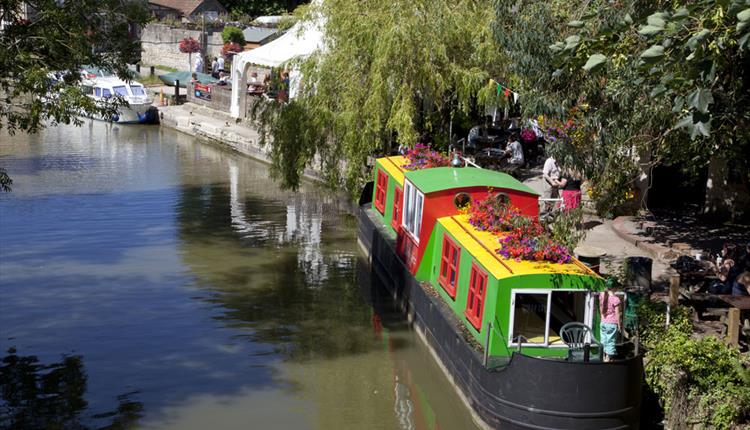 The Lock Inn