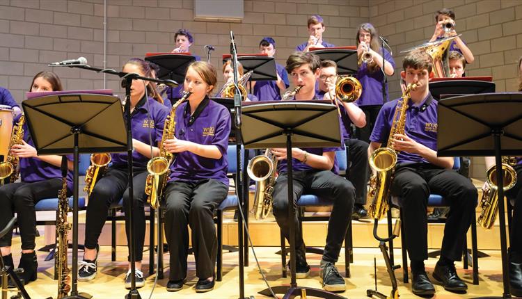 WILTSHIRE YOUTH JAZZ ORCHESTRA / HUW WARREN