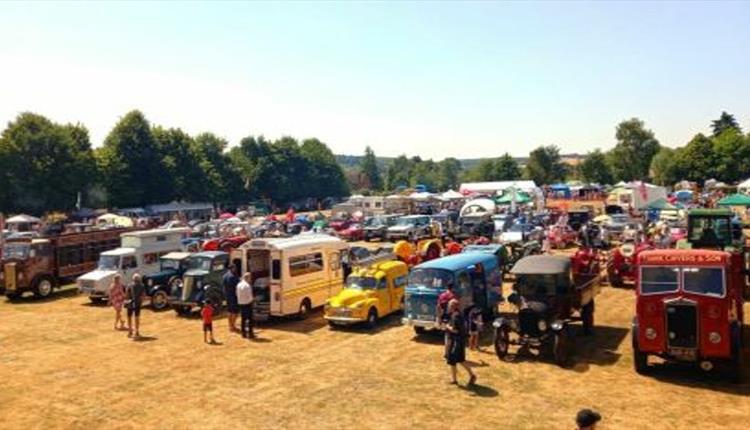 Market Lavington Vintage Meet Family Fun Weekend