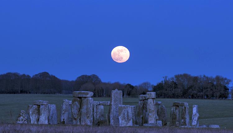 Moons and Megaliths at the Stonehenge Planetarium