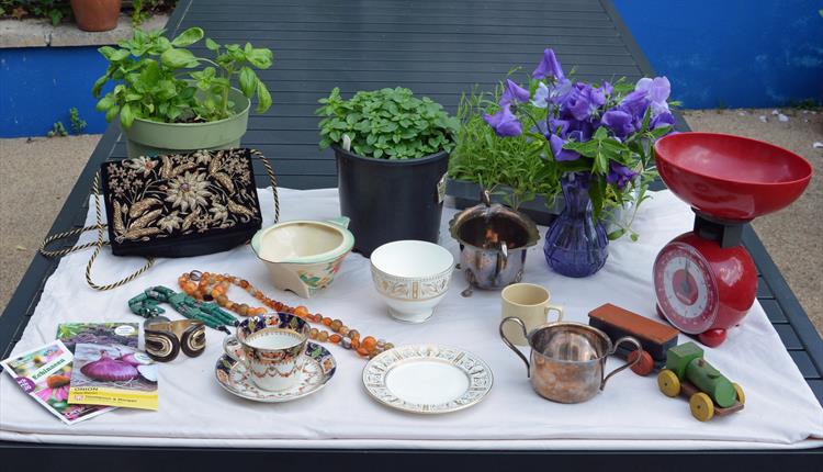 Spectacular Barford Brocante supports wildlife