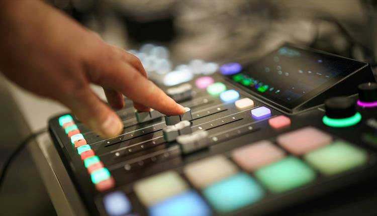 Beats & Bars: Make a Track in a Day