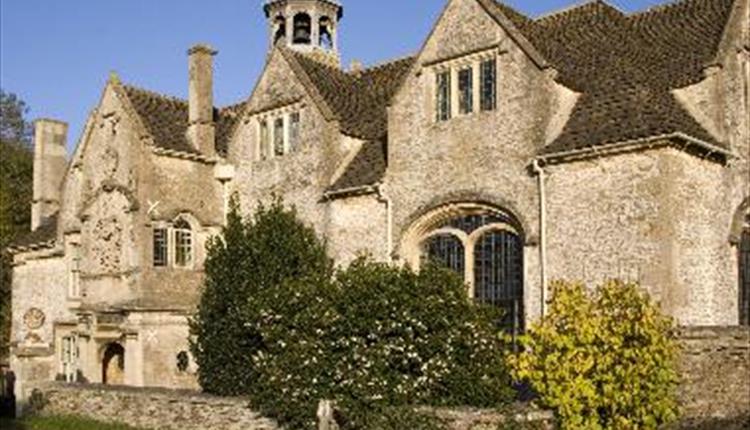Corsham 17th Century Schoolroom and Almshouses