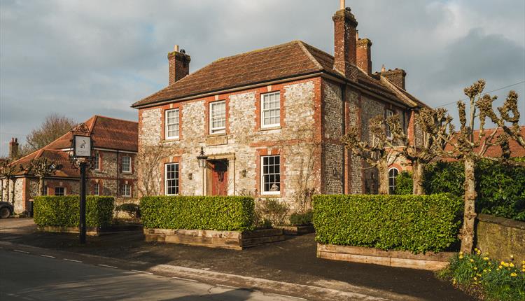 The Bradley Hare Inn, Dave Watts