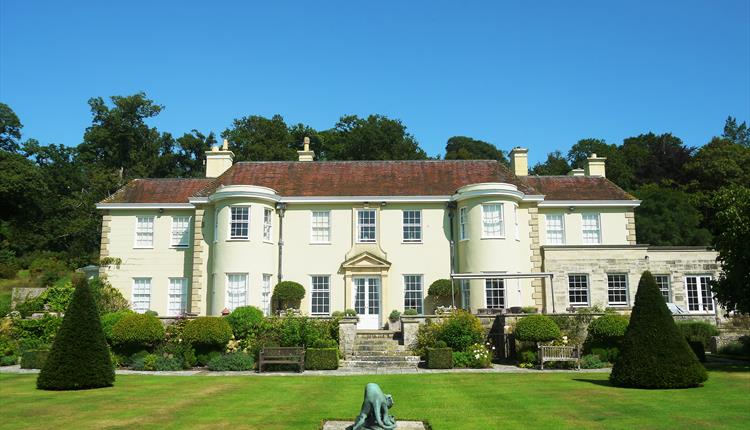 Fonthill House Charity  Garden Open Day