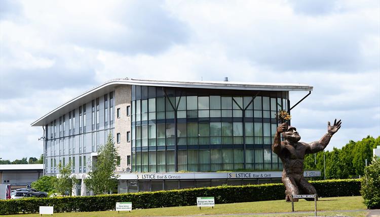 Holiday Inn Salisbury - Stonehenge