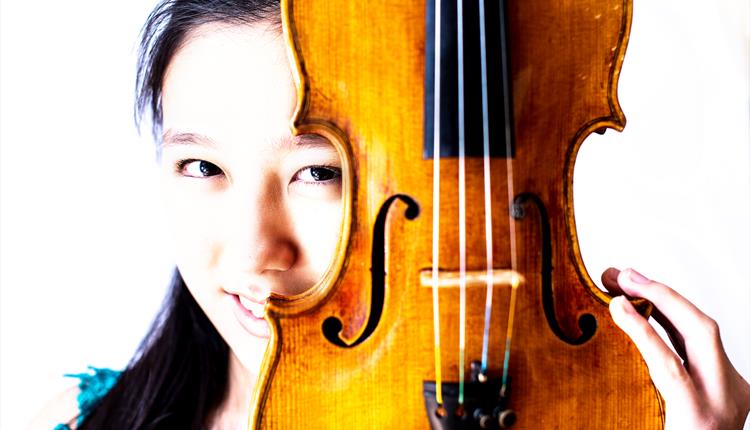 West of England Youth Orchestra with Leia Zhu