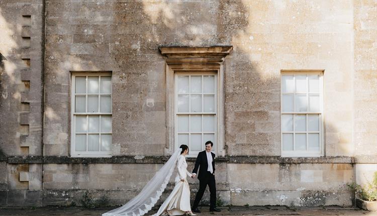 Lydiard Park Hotel Wedding Showcase