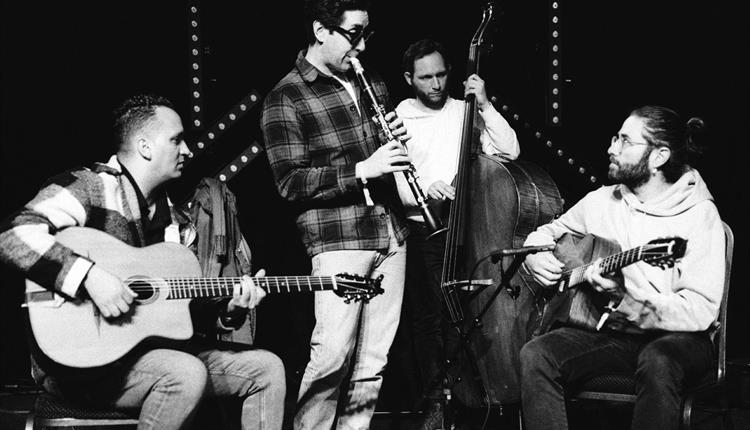 Giacomo Smith & Mozes Rosenberg: Manouche