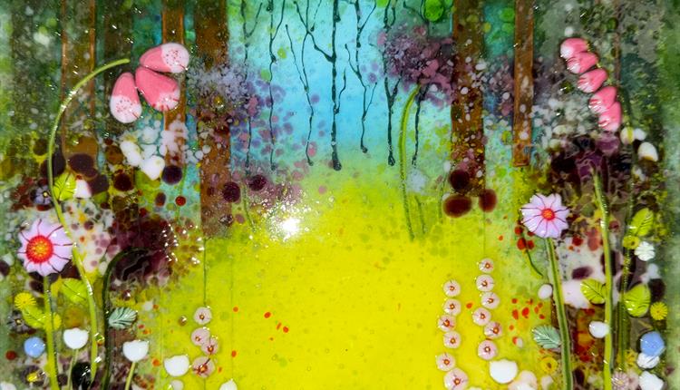 'Nature on Display' A Group Exhibition from the UK Glass Art Collective