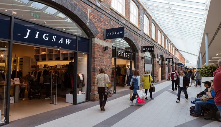 McArthurGlen Designer Shopping Outlet