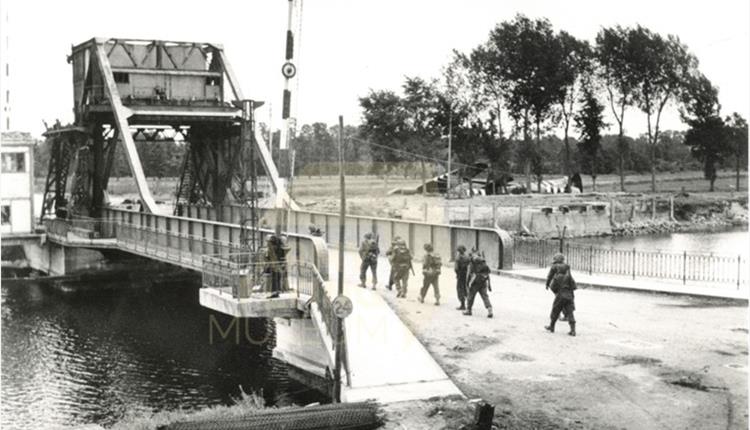 Pegasus Bridge: The Capture, Defence and Relief of the Caen Canal and River Orne Bridges on D-Day