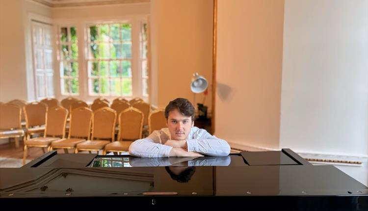 Lunchtime Recital: Phillip James Leslie
