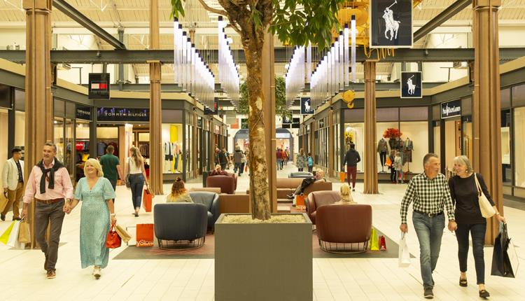 Shopping itineraries in Designer Outlet York in October (updated