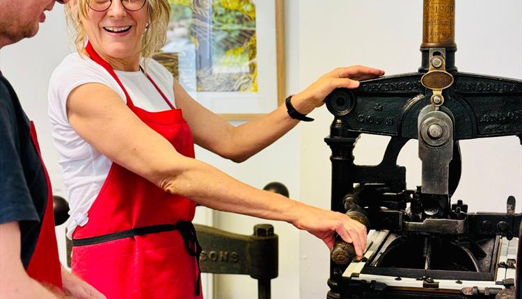 Reduction Linocut Weekend Course in Rowde, Devizes