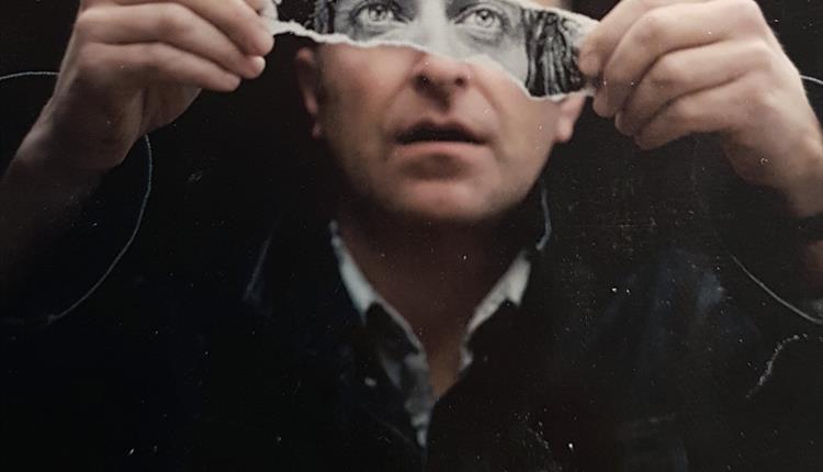 Simon Evans