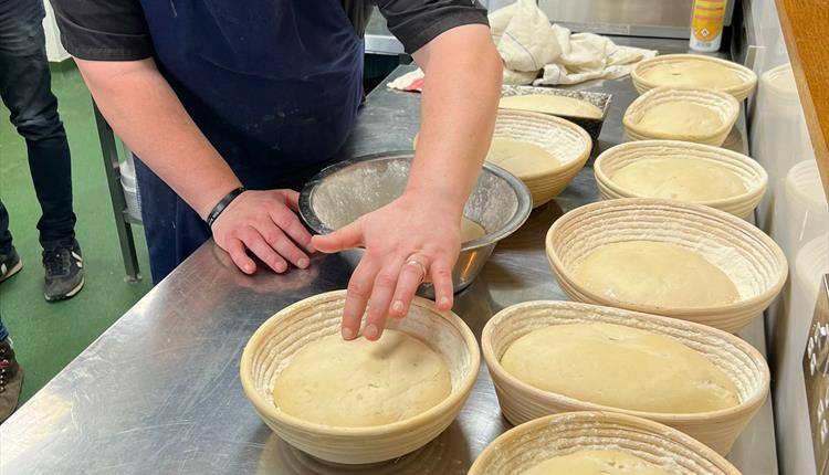 How to make & bake Sourdough
