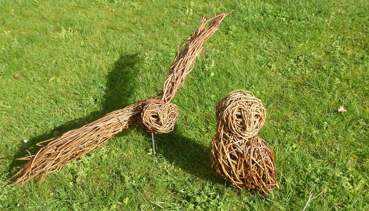 Willow Owl Sculpture workshop