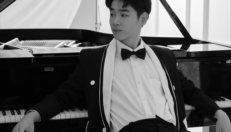 FREE PIANO CONCERT