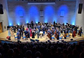 West of England Youth Orchestra play Music From the Movies