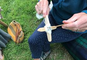 1-day Drop Spindle Carving and Spinning Course