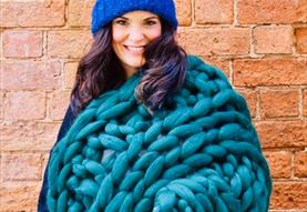 Arm Knitting Workshop with Chunky Needle at Bowood