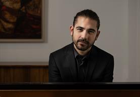 Daniel Hart (Piano)