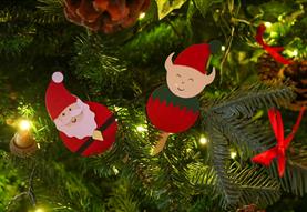 Christmas games in the Stableyard at Stourhead