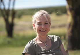 Wolf Road - Alice Roberts