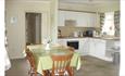 Waterlake Cottage - Kitchen
