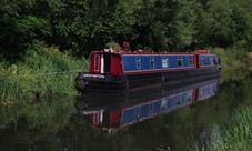 Whistling Swan Narrowboat Hotel
