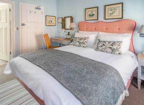 Gilbey's Townhouse bedroom