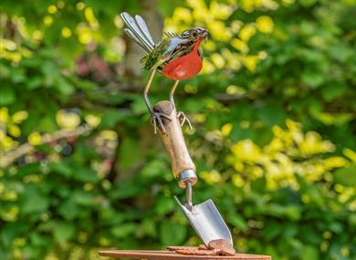 Art in the Garden | Robin on a trowel