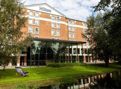 Hilton London Heathrow Airport Terminal 5