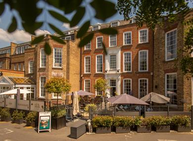 Richmond Hill Hotel Facade