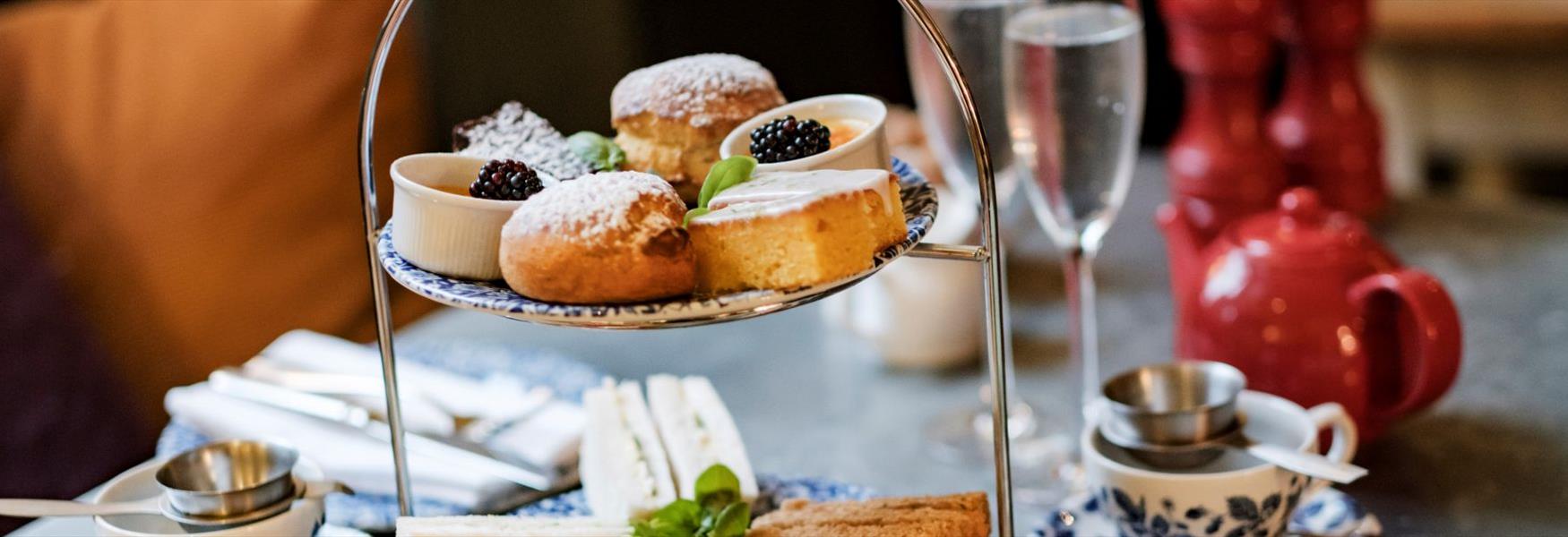 Afternoon tea at Bel & The Dragon