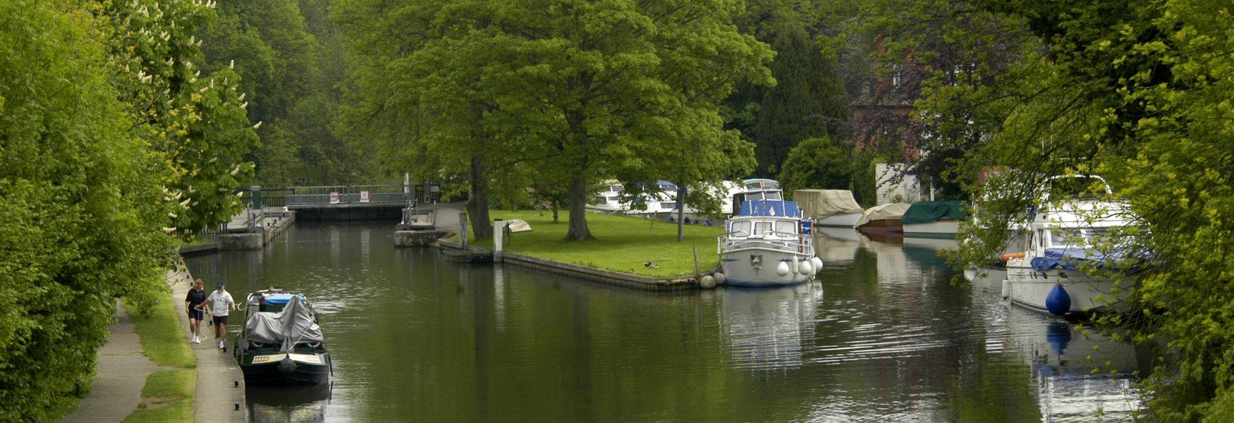 The River Thames and Hurley Lock 