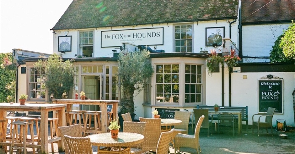 The Fox And Hounds Restaurant Bar Egham Visit Windsor