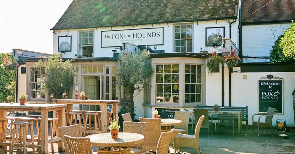 The Fox And Hounds Restaurant Bar Egham Visit Windsor