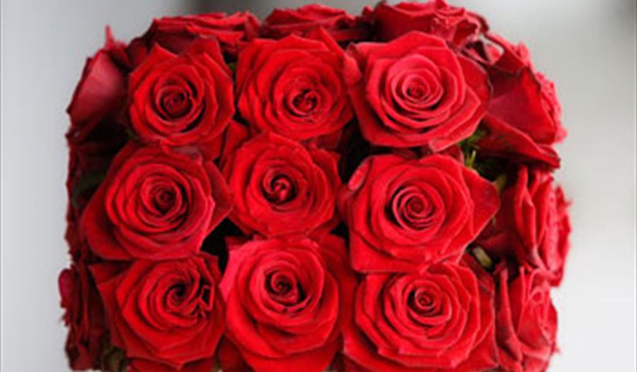 Valentine’s packages at Ascot Racecourse