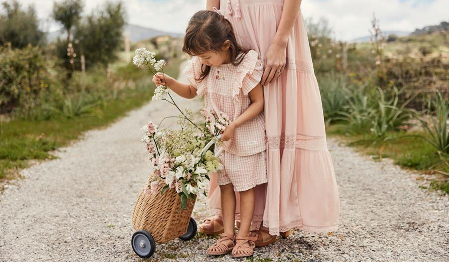 Woman and girl wearing Newbie clothing