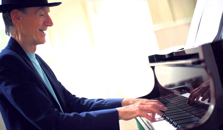 Lawrie Wright Trio - man playing piano