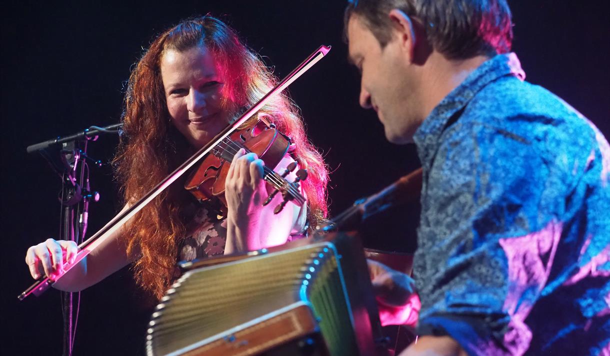 Walther & Cutting performing on stage