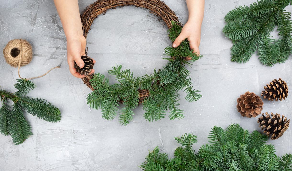 Children’s wreath-making workshop