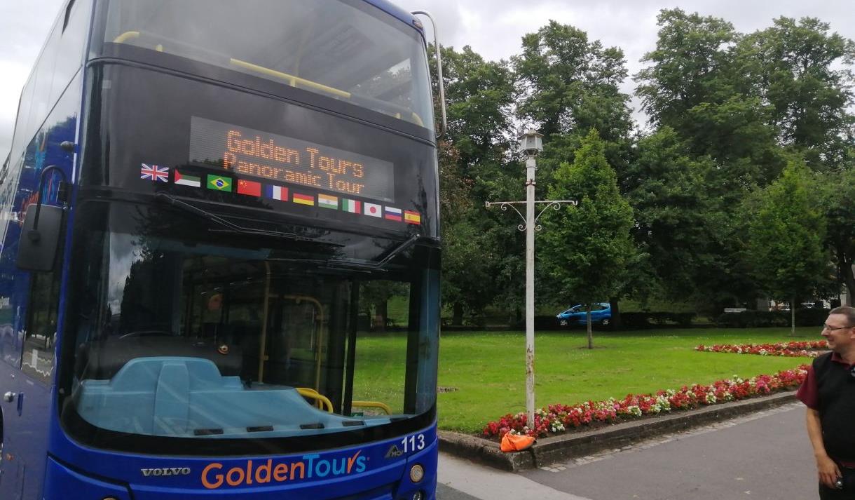 Golden Tours Hop On Hop Off Open Top Tour Of Windsor Visit Windsor