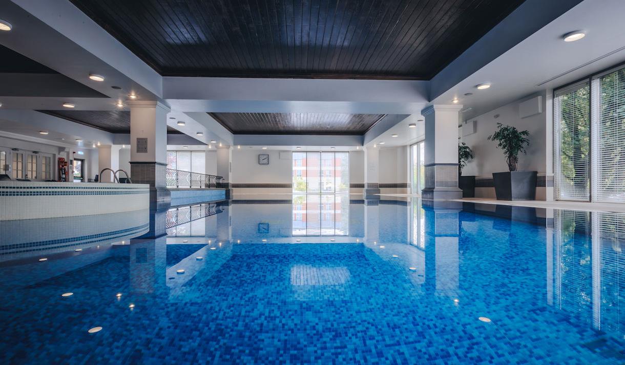 The Runnymede on Thames | Swimming Pool