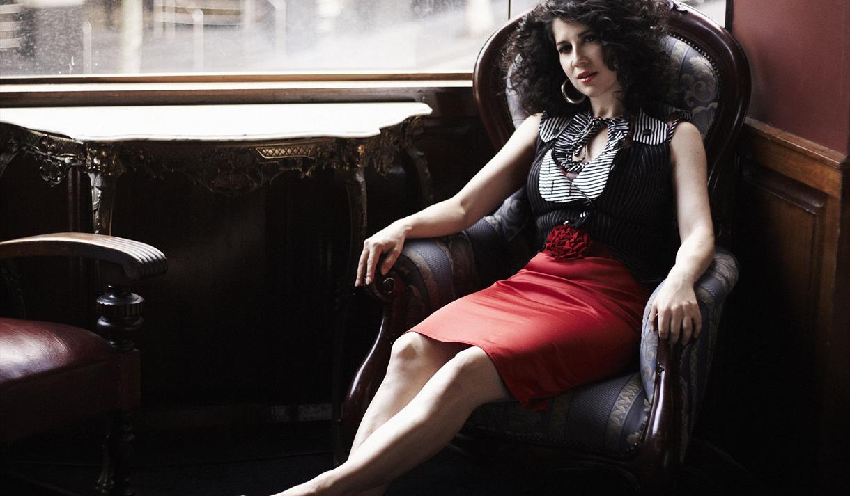 Lily Dior and Friends Visit Windsor