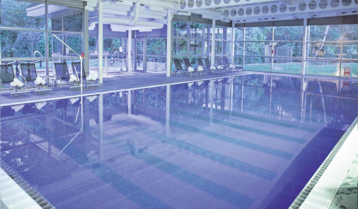 Macdonald Berystede Hotel: Vita Spa Swimming Pool