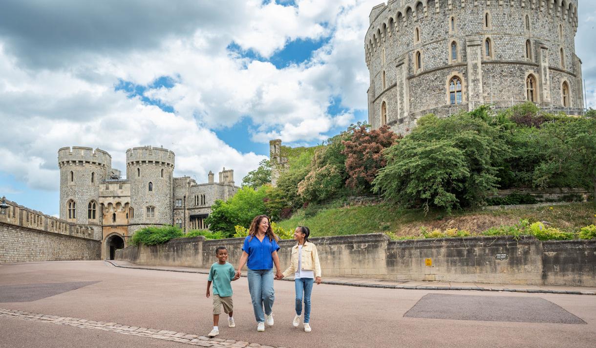 People visiting Windsor Castle © Royal Collection Enterprises Limited 2026 | Royal Collection Trust. Photographer: John Cairns.